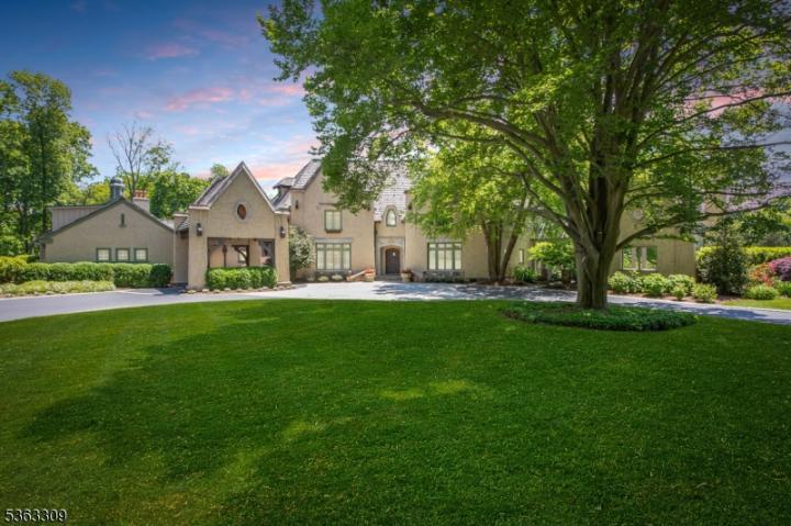 Photo of 211 Private Road, Bernardsville NJ